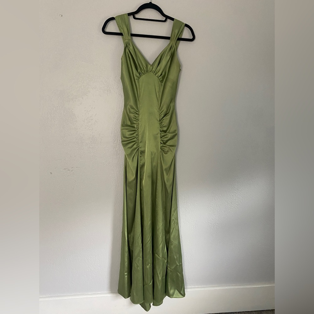 BORA Retro Old Hollywood Style Gown in Emerald Green